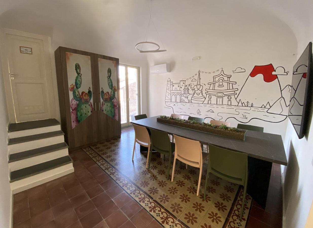 Bed & Breakfast Liotru Maisonne, With En-suite Bathroom And Shared Bathroom Catania