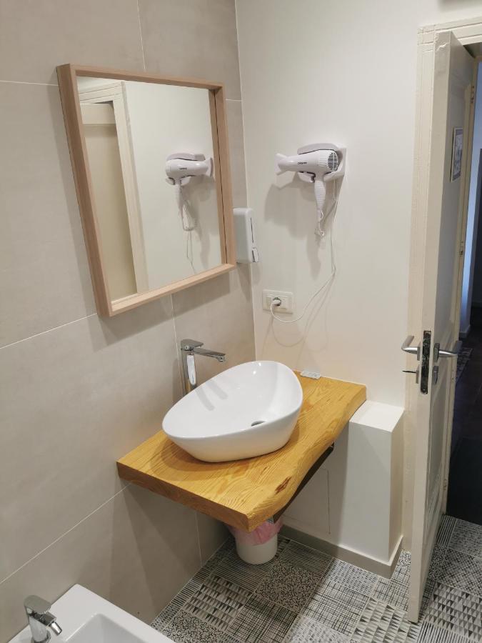 Liotru Maisonne, With En-suite Bathroom And Shared Bathroom Bed & Breakfast
